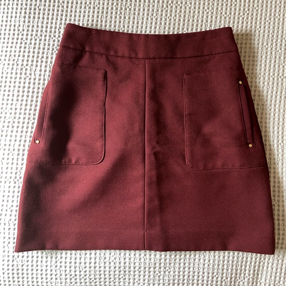 H&M burgundy A-line skirt - Size 6 - Picture 1 of 5
